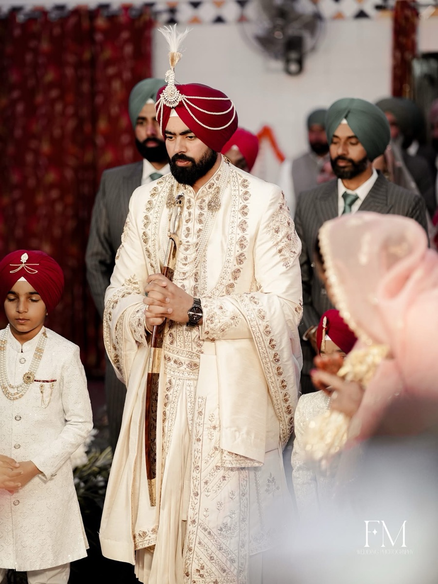 Professional Sikh groom turban Doncaster